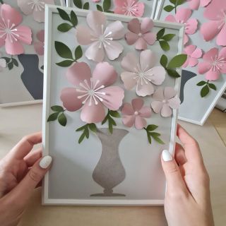 V jednoduchosti je krása 🌸 Zítra si své prstíky a květinové tvoření budou moci procvičit děti na Přezletickém festivalu....